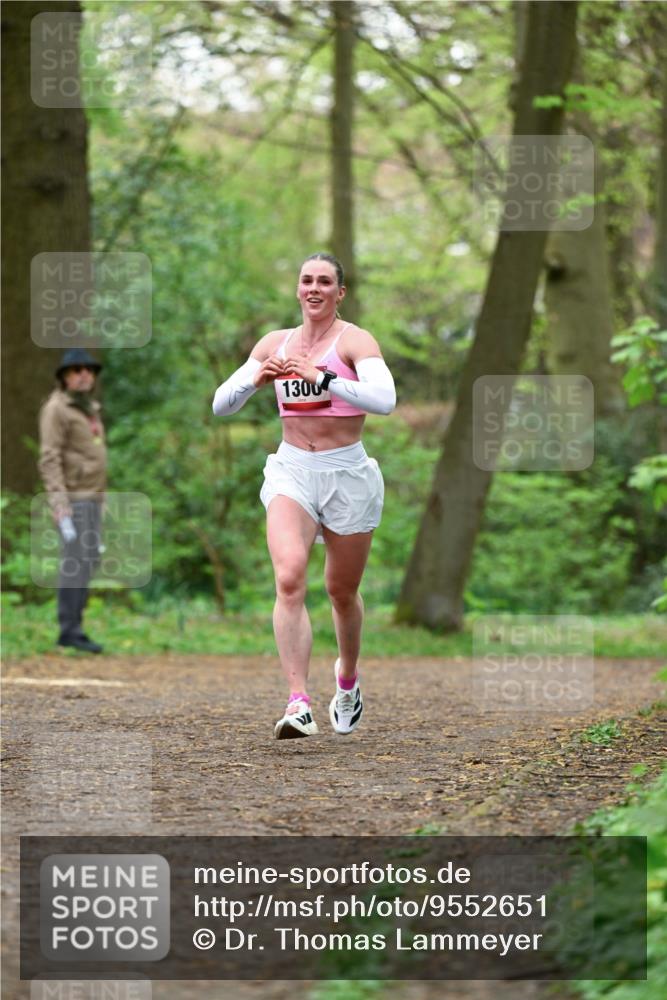 19.04.2026 - Hammer Lauf Dr. Thomas Lammeyer http://msf.ph/oto/9552651 19.04.2026 12:08:03 Laufen 1300 meine-sportfotos.de