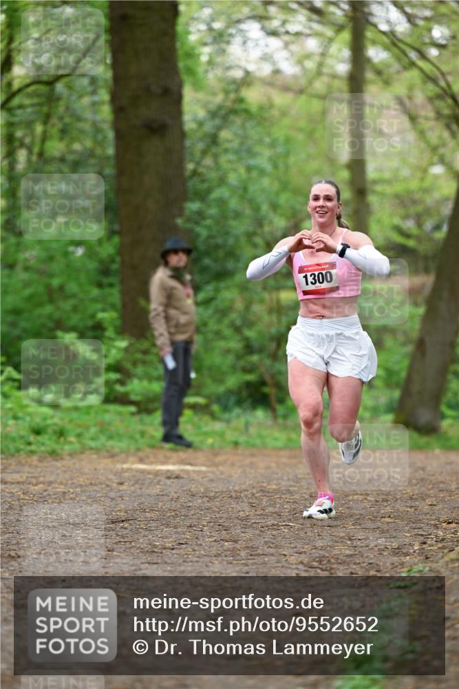 19.04.2026 - Hammer Lauf Dr. Thomas Lammeyer http://msf.ph/oto/9552652 19.04.2026 12:08:03 Laufen 1300 meine-sportfotos.de