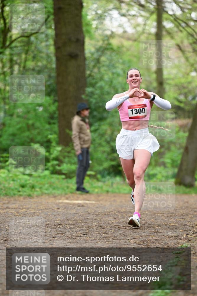 19.04.2026 - Hammer Lauf Dr. Thomas Lammeyer http://msf.ph/oto/9552654 19.04.2026 12:08:03 Laufen 1300 meine-sportfotos.de