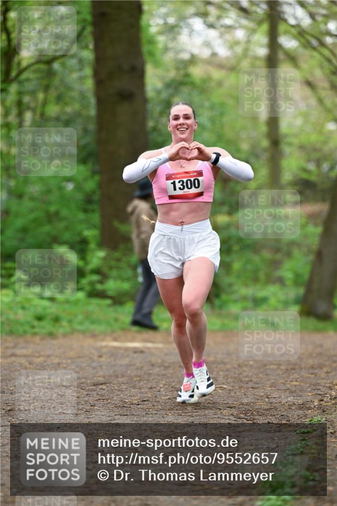 19.04.2026 - Hammer Lauf Dr. Thomas Lammeyer http://msf.ph/oto/9552657 19.04.2026 12:08:04 Laufen 1300 meine-sportfotos.de