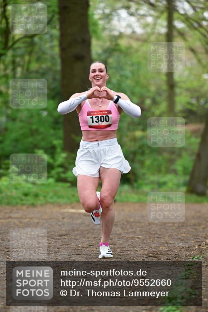 19.04.2026 - Hammer Lauf Dr. Thomas Lammeyer http://msf.ph/oto/9552660 19.04.2026 12:08:04 Laufen 1300 meine-sportfotos.de