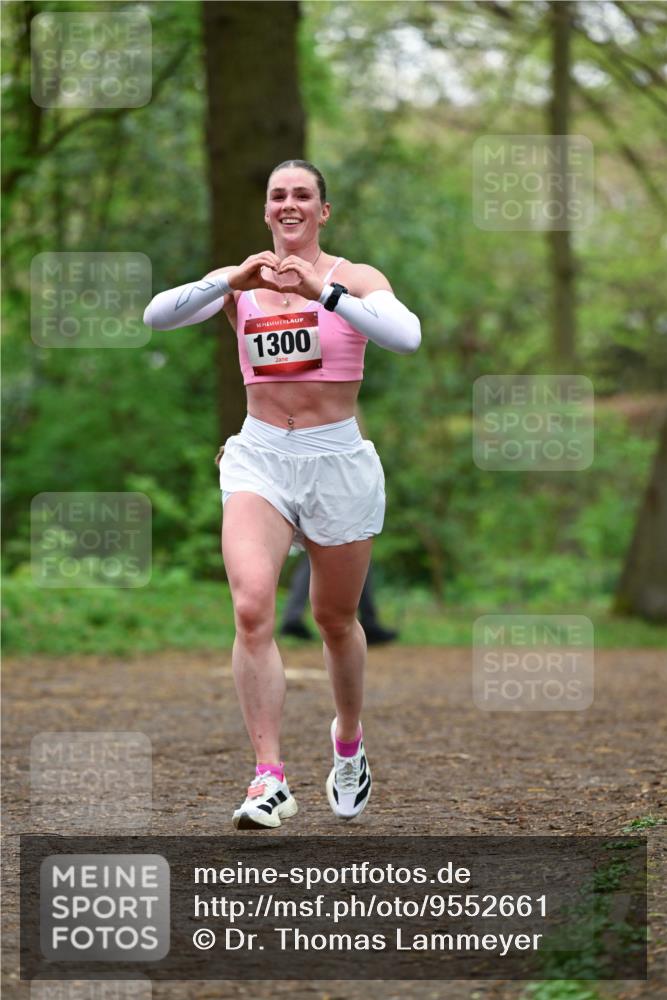 19.04.2026 - Hammer Lauf Dr. Thomas Lammeyer http://msf.ph/oto/9552661 19.04.2026 12:08:04 Laufen 1300 meine-sportfotos.de