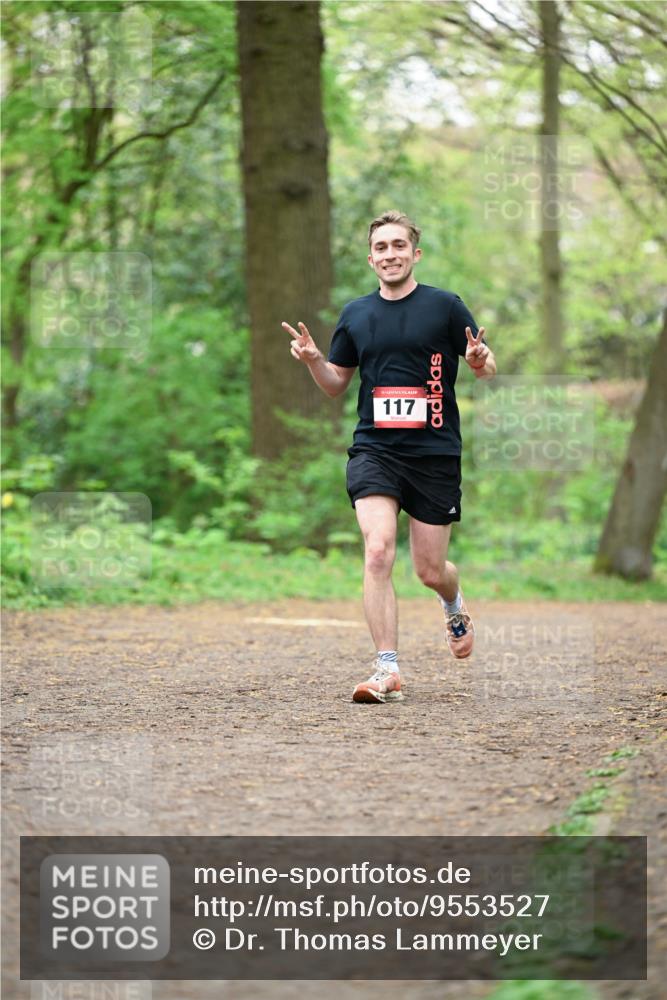 19.04.2026 - Hammer Lauf Dr. Thomas Lammeyer http://msf.ph/oto/9553527 19.04.2026 12:20:51 Laufen 117 meine-sportfotos.de