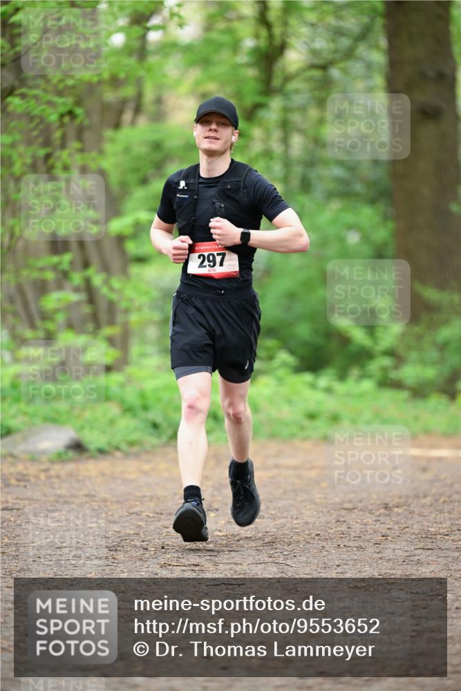 19.04.2026 - Hammer Lauf Dr. Thomas Lammeyer http://msf.ph/oto/9553652 19.04.2026 12:22:55 Laufen 297 meine-sportfotos.de