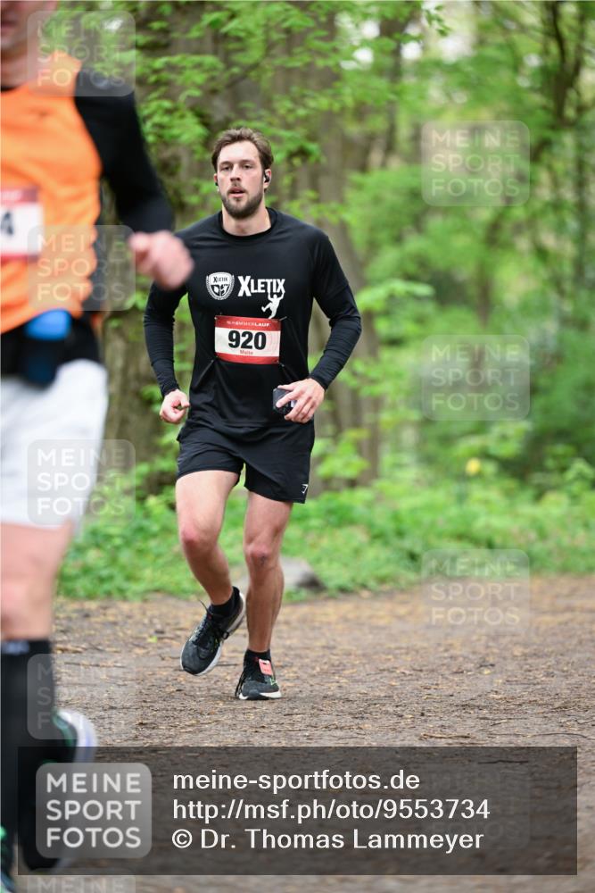 19.04.2026 - Hammer Lauf Dr. Thomas Lammeyer http://msf.ph/oto/9553734 19.04.2026 12:24:31 Laufen 920 meine-sportfotos.de