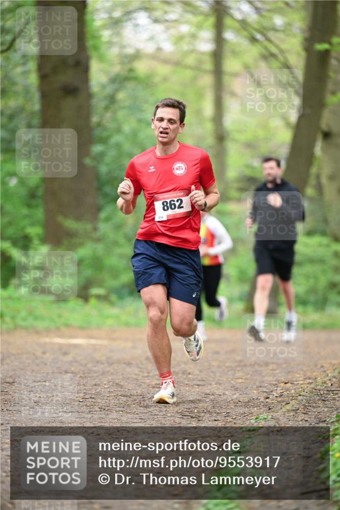 19.04.2026 - Hammer Lauf Dr. Thomas Lammeyer http://msf.ph/oto/9553917 19.04.2026 12:26:35 Laufen 215, 862 meine-sportfotos.de