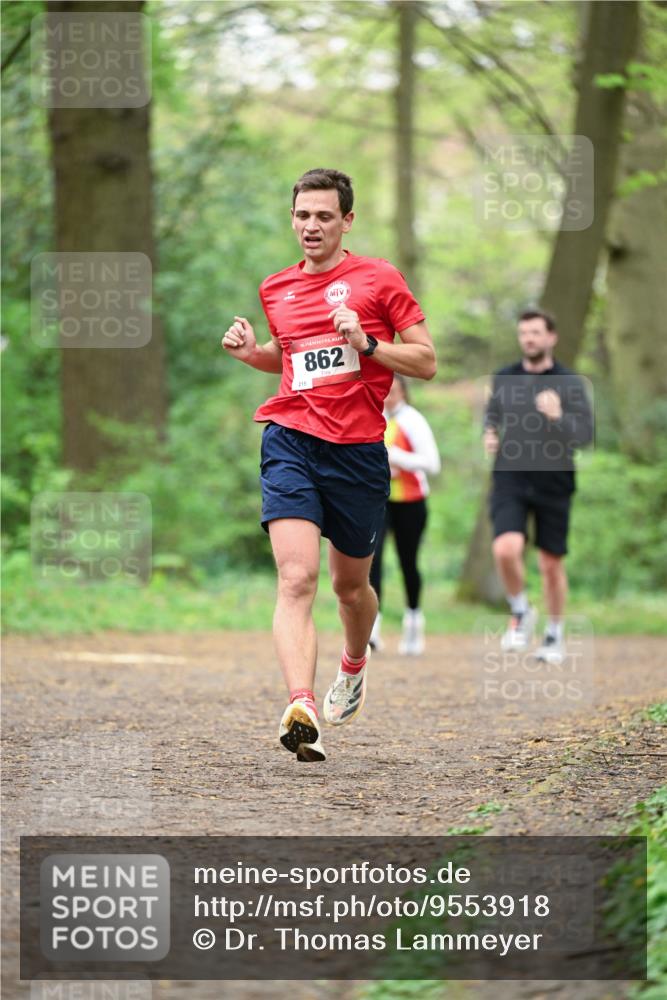 19.04.2026 - Hammer Lauf Dr. Thomas Lammeyer http://msf.ph/oto/9553918 19.04.2026 12:26:35 Laufen 215, 862 meine-sportfotos.de