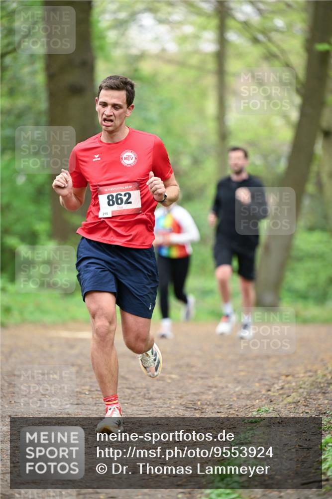 19.04.2026 - Hammer Lauf Dr. Thomas Lammeyer http://msf.ph/oto/9553924 19.04.2026 12:26:35 Laufen 215, 862 meine-sportfotos.de