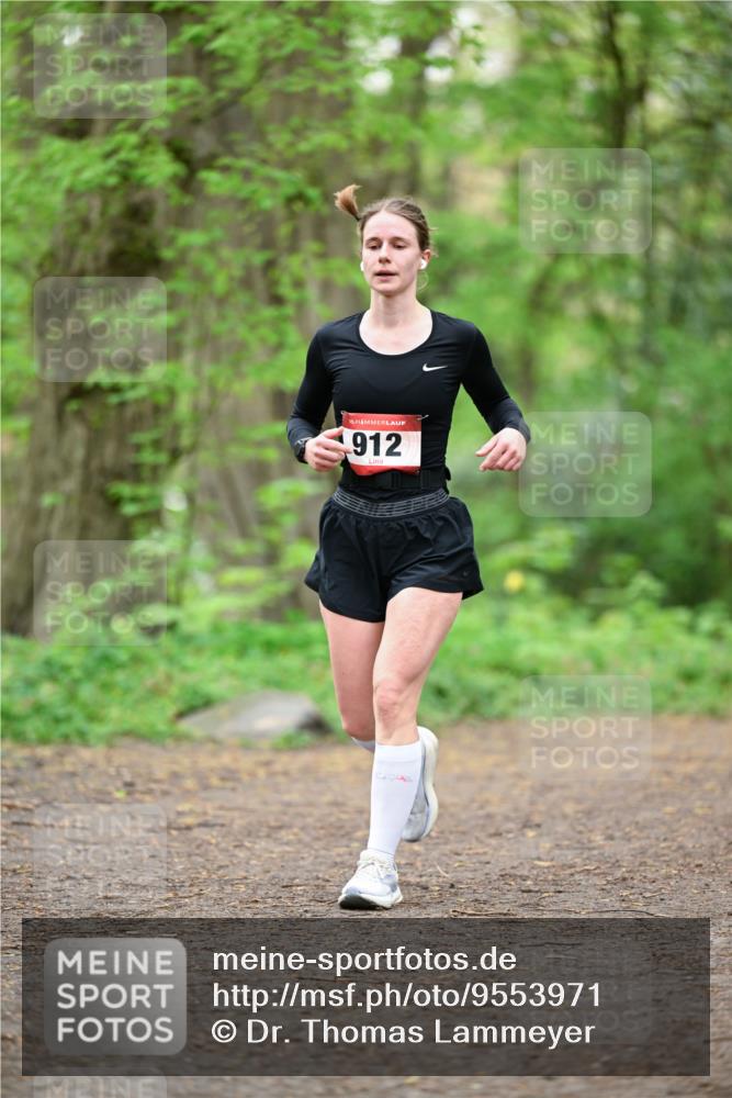 19.04.2026 - Hammer Lauf Dr. Thomas Lammeyer http://msf.ph/oto/9553971 19.04.2026 12:26:50 Laufen 912 meine-sportfotos.de