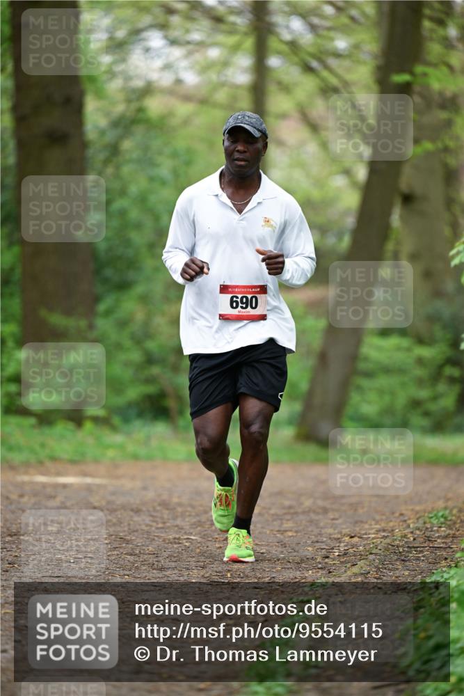 19.04.2026 - Hammer Lauf Dr. Thomas Lammeyer http://msf.ph/oto/9554115 19.04.2026 12:28:39 Laufen 690 meine-sportfotos.de
