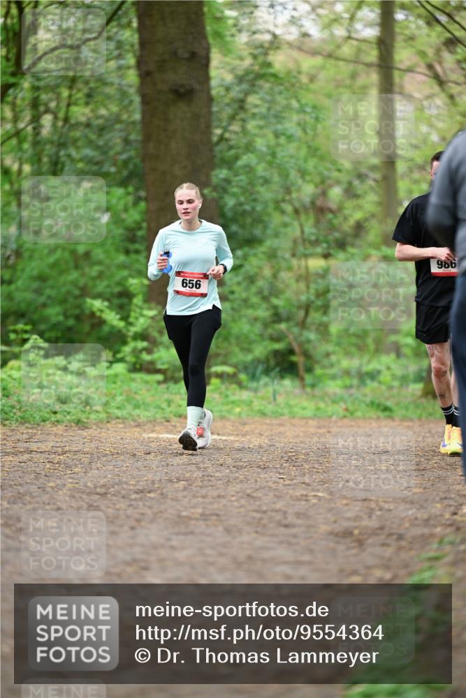 19.04.2026 - Hammer Lauf Dr. Thomas Lammeyer http://msf.ph/oto/9554364 19.04.2026 12:30:41 Laufen 656, 986 meine-sportfotos.de