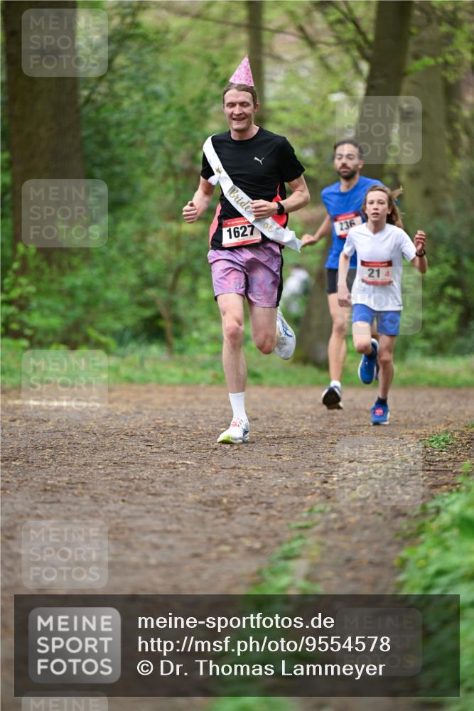 19.04.2026 - Hammer Lauf Dr. Thomas Lammeyer http://msf.ph/oto/9554578 19.04.2026 12:32:02 Laufen 1627, 236, 214 meine-sportfotos.de