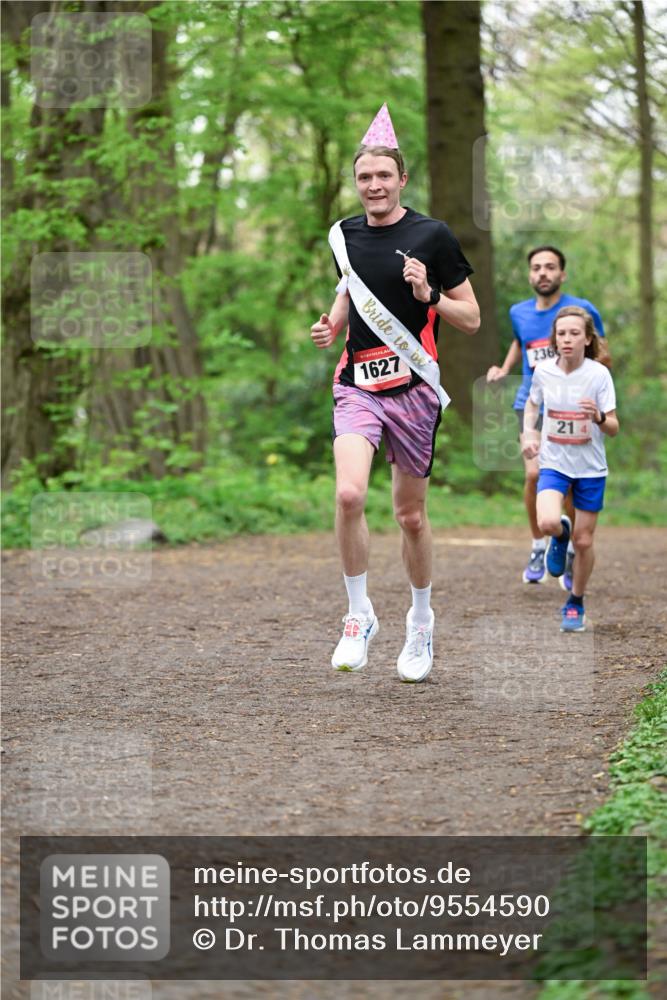 19.04.2026 - Hammer Lauf Dr. Thomas Lammeyer http://msf.ph/oto/9554590 19.04.2026 12:32:04 Laufen 1627, 236, 214 meine-sportfotos.de