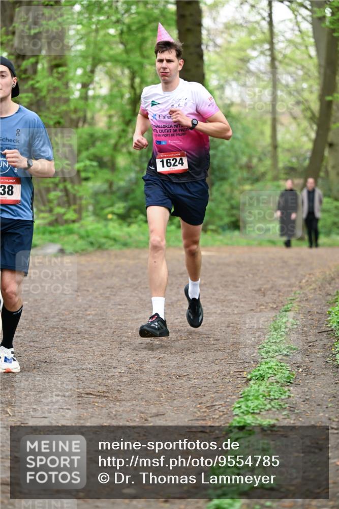 19.04.2026 - Hammer Lauf Dr. Thomas Lammeyer http://msf.ph/oto/9554785 19.04.2026 12:33:09 Laufen 1624 meine-sportfotos.de