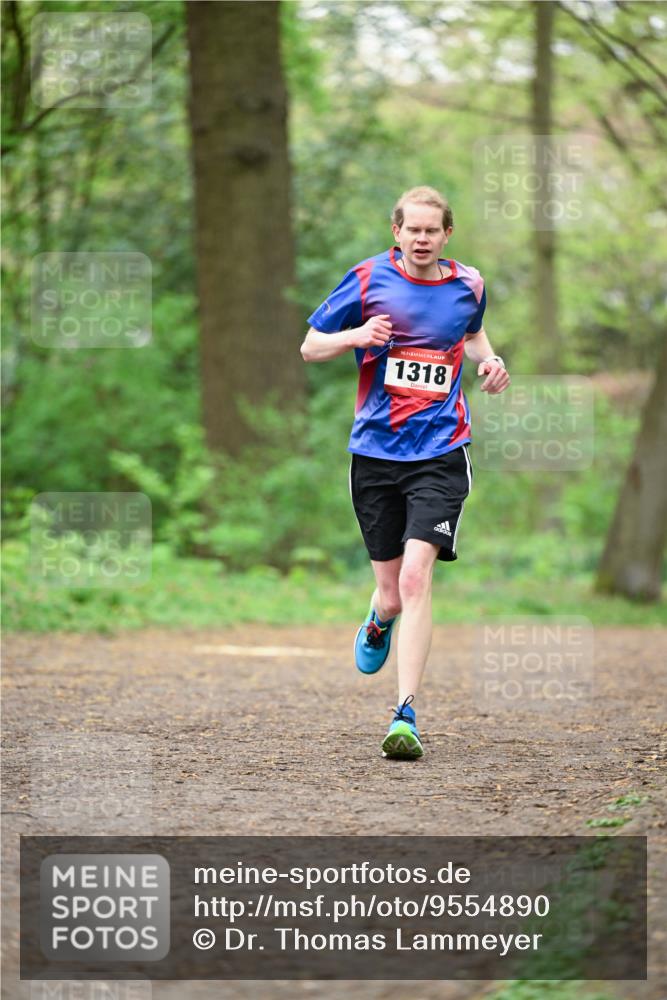 19.04.2026 - Hammer Lauf Dr. Thomas Lammeyer http://msf.ph/oto/9554890 19.04.2026 12:33:39 Laufen 1318 meine-sportfotos.de