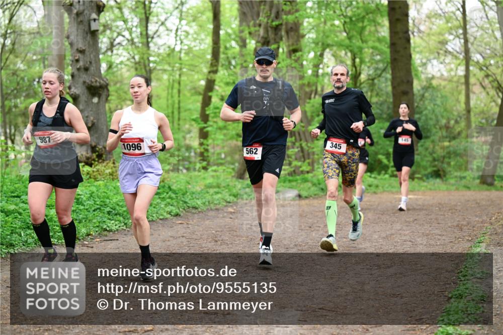 19.04.2026 - Hammer Lauf Dr. Thomas Lammeyer http://msf.ph/oto/9555135 19.04.2026 12:34:46 Laufen 987, 1096, 562, 345, 145 meine-sportfotos.de