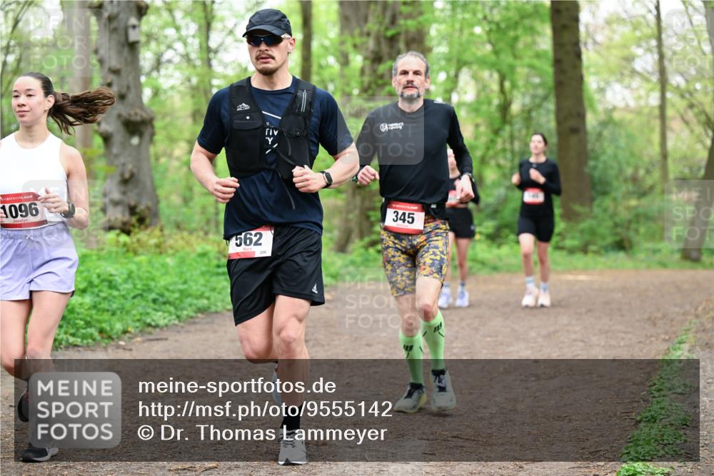 19.04.2026 - Hammer Lauf Dr. Thomas Lammeyer http://msf.ph/oto/9555142 19.04.2026 12:34:47 Laufen 1096, 562, 206, 345 meine-sportfotos.de