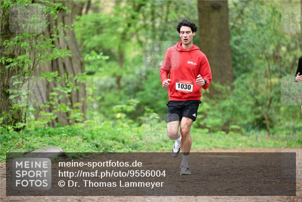 19.04.2026 - Hammer Lauf Dr. Thomas Lammeyer http://msf.ph/oto/9556004 19.04.2026 12:37:47 Laufen 1030 meine-sportfotos.de
