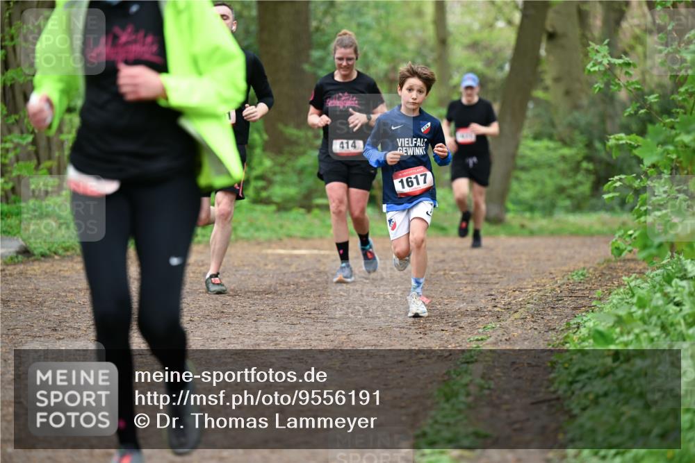 19.04.2026 - Hammer Lauf Dr. Thomas Lammeyer http://msf.ph/oto/9556191 19.04.2026 12:38:20 Laufen 414, 1617 meine-sportfotos.de