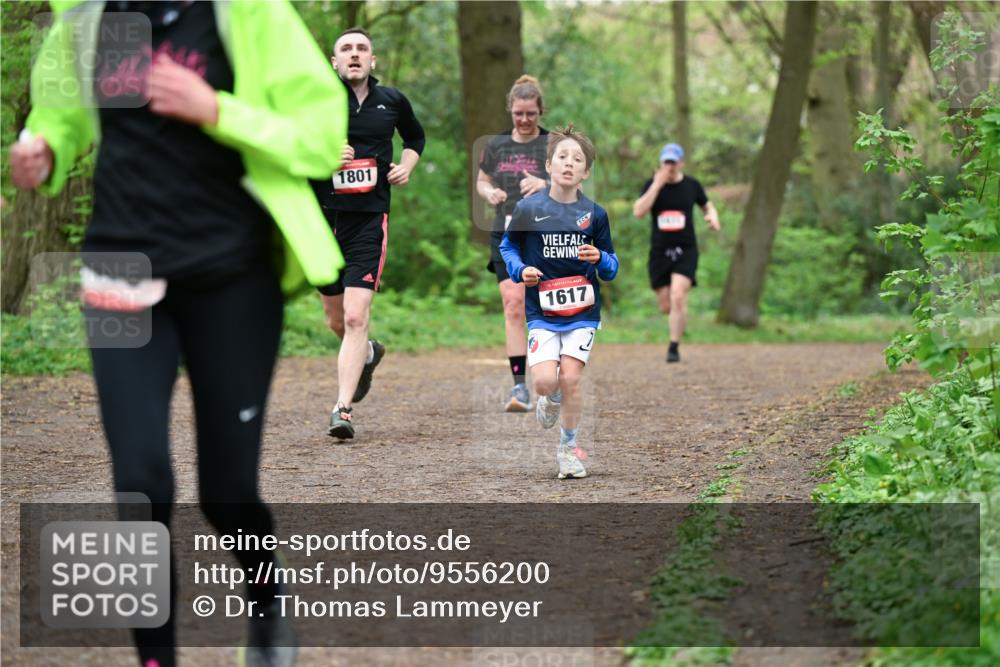 19.04.2026 - Hammer Lauf Dr. Thomas Lammeyer http://msf.ph/oto/9556200 19.04.2026 12:38:20 Laufen 1801, 1617 meine-sportfotos.de