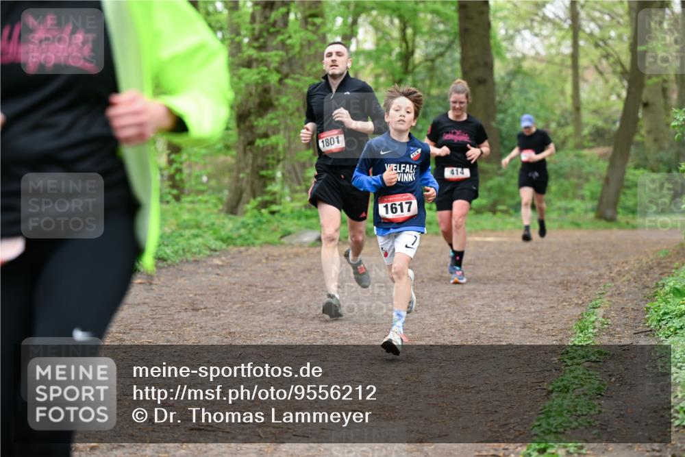 19.04.2026 - Hammer Lauf Dr. Thomas Lammeyer http://msf.ph/oto/9556212 19.04.2026 12:38:21 Laufen 1801, 1617, 414 meine-sportfotos.de