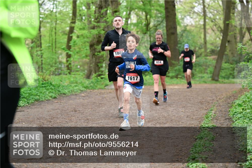 19.04.2026 - Hammer Lauf Dr. Thomas Lammeyer http://msf.ph/oto/9556214 19.04.2026 12:38:22 Laufen 1801, 1617, 414 meine-sportfotos.de
