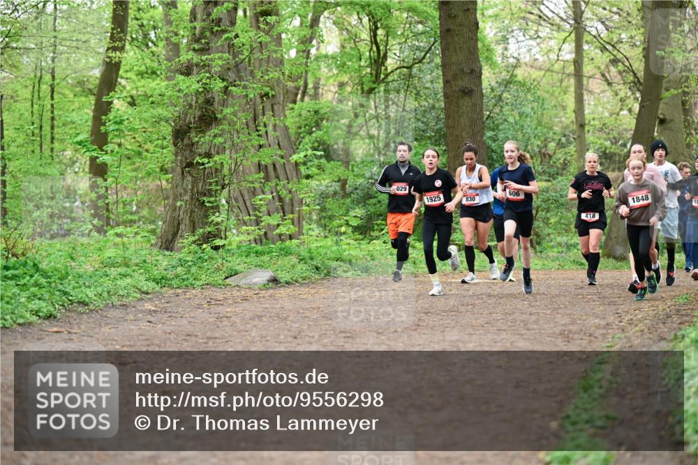 19.04.2026 - Hammer Lauf Dr. Thomas Lammeyer http://msf.ph/oto/9556298 19.04.2026 12:38:32 Laufen 029, 606, 1925, 830, 418, 1848 meine-sportfotos.de