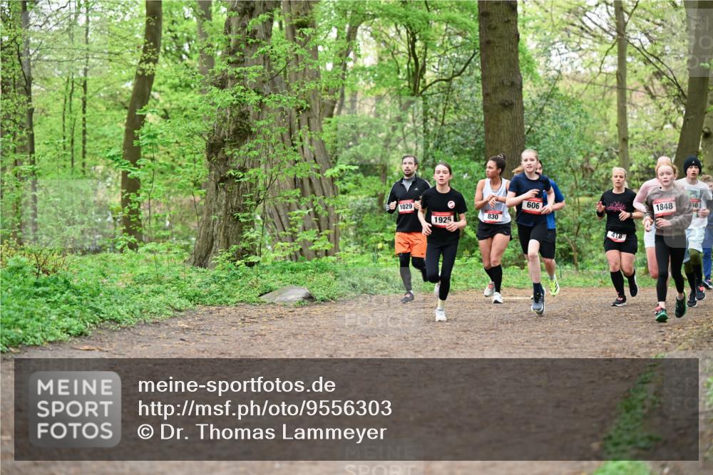 19.04.2026 - Hammer Lauf Dr. Thomas Lammeyer http://msf.ph/oto/9556303 19.04.2026 12:38:32 Laufen 1029, 1925, 830, 606, 418, 1848 meine-sportfotos.de