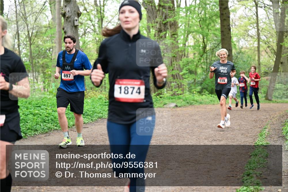 19.04.2026 - Hammer Lauf Dr. Thomas Lammeyer http://msf.ph/oto/9556381 19.04.2026 12:38:40 Laufen 697, 1874, 115, 1963 meine-sportfotos.de
