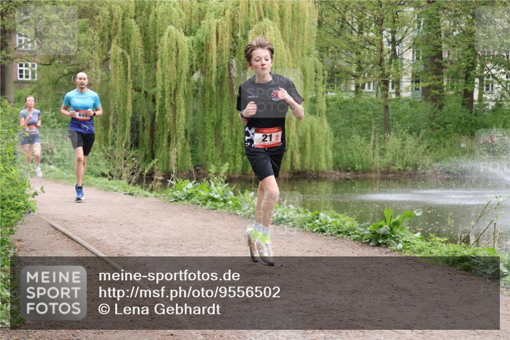 19.04.2026 - Hammer Lauf Lena Gebhardt http://msf.ph/oto/9556502 19.04.2026 11:51:08 Laufen 20, 695, 16, 212 meine-sportfotos.de