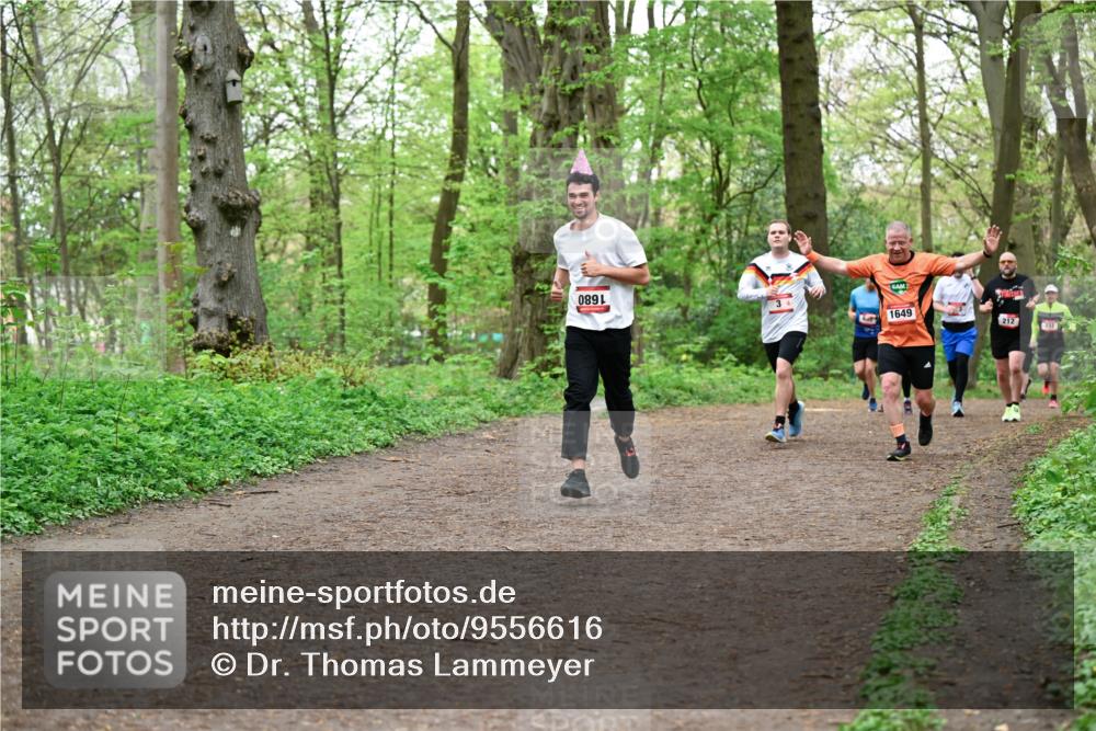 19.04.2026 - Hammer Lauf Dr. Thomas Lammeyer http://msf.ph/oto/9556616 19.04.2026 12:39:06 Laufen 089, 1649, 212 meine-sportfotos.de