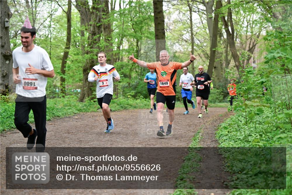 19.04.2026 - Hammer Lauf Dr. Thomas Lammeyer http://msf.ph/oto/9556626 19.04.2026 12:39:07 Laufen 0891, 1649, 473, 212 meine-sportfotos.de