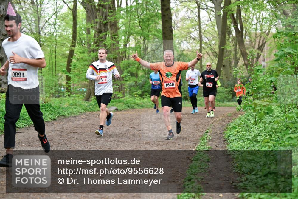 19.04.2026 - Hammer Lauf Dr. Thomas Lammeyer http://msf.ph/oto/9556628 19.04.2026 12:39:07 Laufen 0891, 1649, 473, 212 meine-sportfotos.de