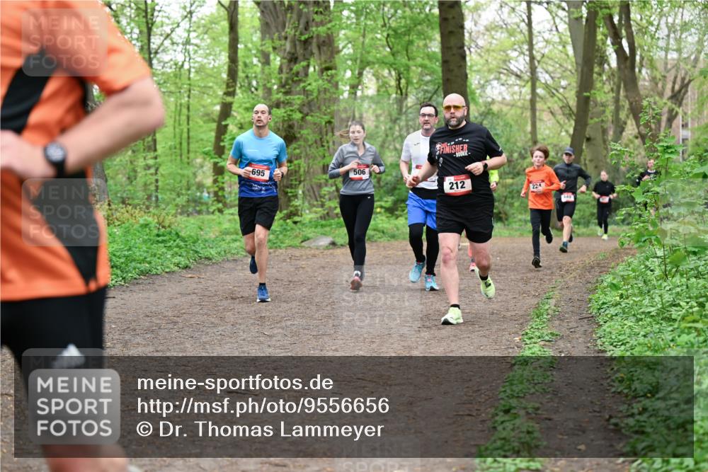 19.04.2026 - Hammer Lauf Dr. Thomas Lammeyer http://msf.ph/oto/9556656 19.04.2026 12:39:10 Laufen 506, 695, 212, 224, 649 meine-sportfotos.de
