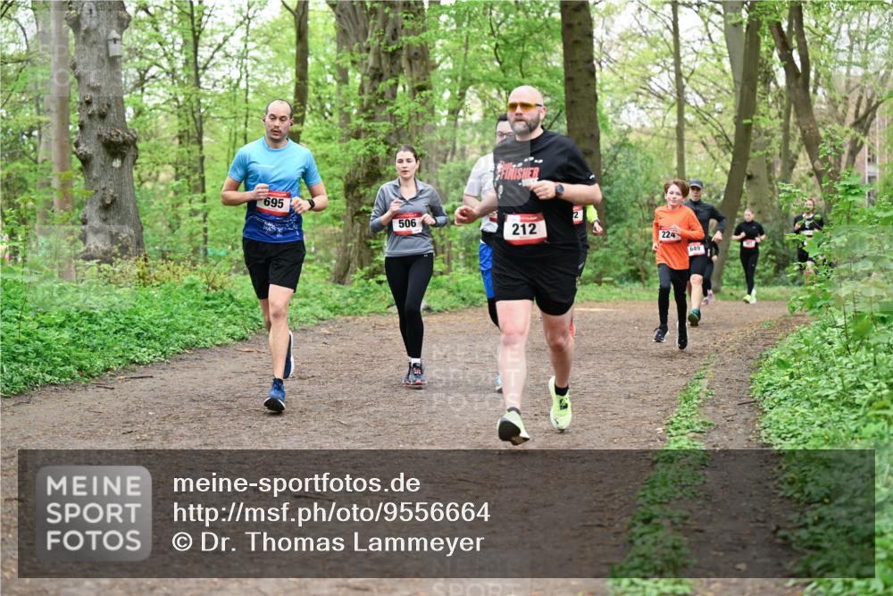 19.04.2026 - Hammer Lauf Dr. Thomas Lammeyer http://msf.ph/oto/9556664 19.04.2026 12:39:11 Laufen 695, 506, 212, 224, 649 meine-sportfotos.de