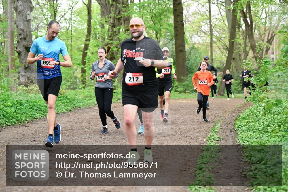 19.04.2026 - Hammer Lauf Dr. Thomas Lammeyer http://msf.ph/oto/9556671 19.04.2026 12:39:11 Laufen 695, 506, 212, 732, 224 meine-sportfotos.de