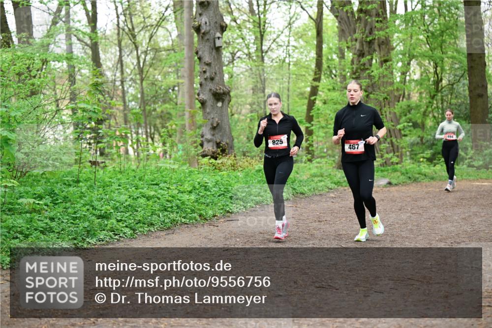 19.04.2026 - Hammer Lauf Dr. Thomas Lammeyer http://msf.ph/oto/9556756 19.04.2026 12:39:20 Laufen 825, 467, 494 meine-sportfotos.de