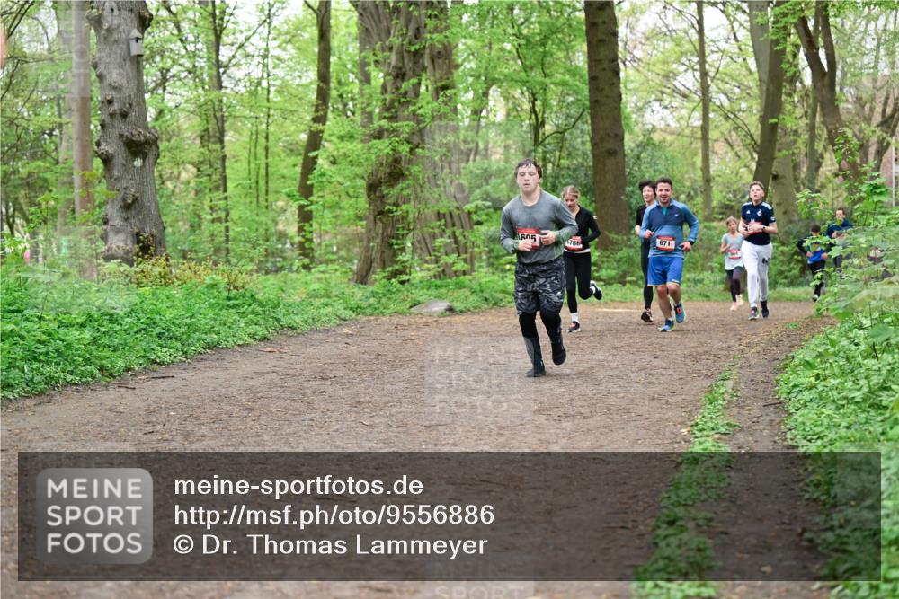 19.04.2026 - Hammer Lauf Dr. Thomas Lammeyer http://msf.ph/oto/9556886 19.04.2026 12:39:41 Laufen 1605, 786, 671 meine-sportfotos.de