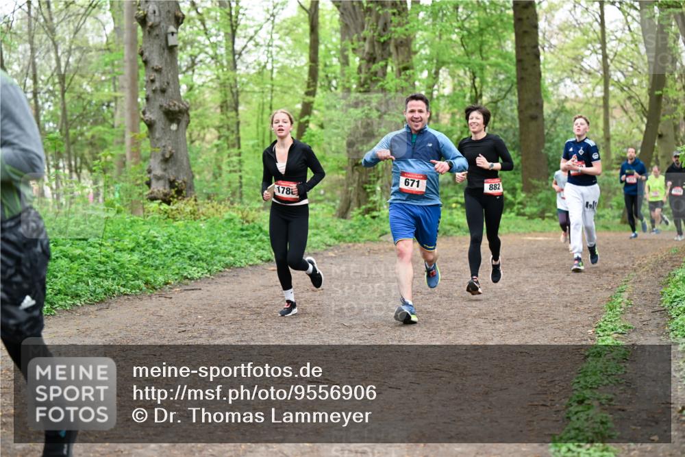 19.04.2026 - Hammer Lauf Dr. Thomas Lammeyer http://msf.ph/oto/9556906 19.04.2026 12:39:44 Laufen 178, 671, 882 meine-sportfotos.de