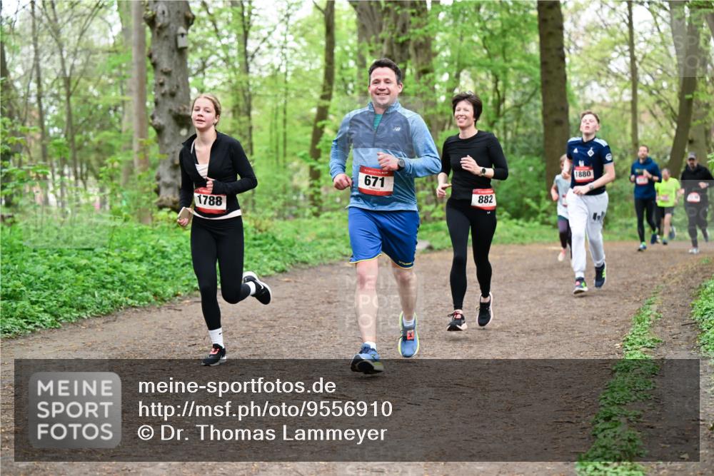 19.04.2026 - Hammer Lauf Dr. Thomas Lammeyer http://msf.ph/oto/9556910 19.04.2026 12:39:45 Laufen 1788, 671, 882, 1880 meine-sportfotos.de