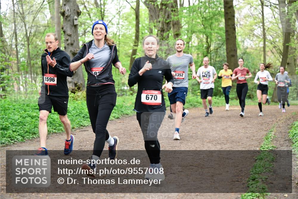 19.04.2026 - Hammer Lauf Dr. Thomas Lammeyer http://msf.ph/oto/9557008 19.04.2026 12:40:01 Laufen 1596, 670, 1352, 1253, 153 meine-sportfotos.de
