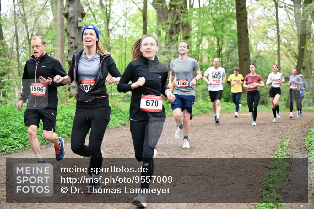 19.04.2026 - Hammer Lauf Dr. Thomas Lammeyer http://msf.ph/oto/9557009 19.04.2026 12:40:01 Laufen 1596, 182, 670, 1352, 153, 7252 meine-sportfotos.de