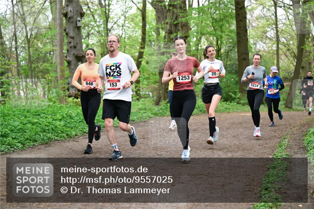 19.04.2026 - Hammer Lauf Dr. Thomas Lammeyer http://msf.ph/oto/9557025 19.04.2026 12:40:04 Laufen 1253, 646, 153, 1834, 577 meine-sportfotos.de