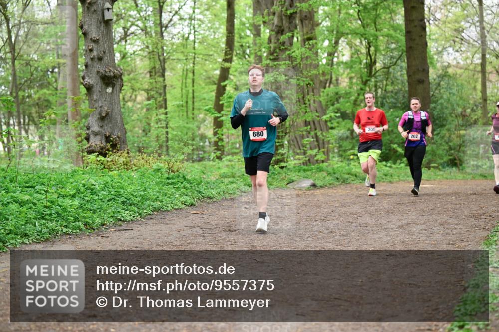 19.04.2026 - Hammer Lauf Dr. Thomas Lammeyer http://msf.ph/oto/9557375 19.04.2026 12:41:07 Laufen 680, 201, 202 meine-sportfotos.de