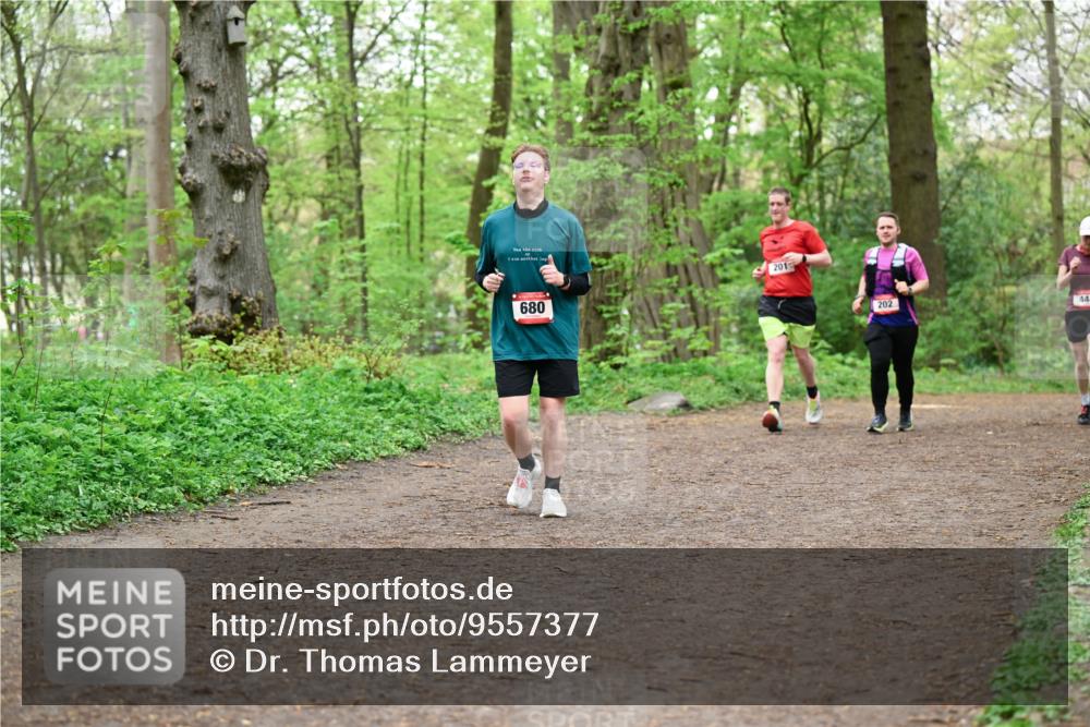 19.04.2026 - Hammer Lauf Dr. Thomas Lammeyer http://msf.ph/oto/9557377 19.04.2026 12:41:07 Laufen 201, 680, 202 meine-sportfotos.de