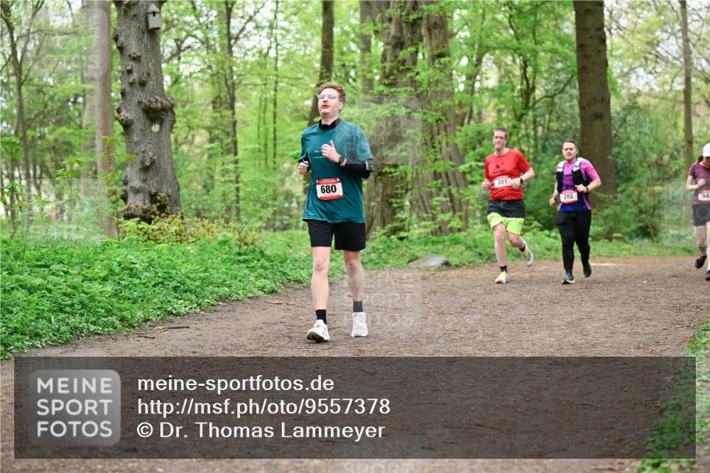 19.04.2026 - Hammer Lauf Dr. Thomas Lammeyer http://msf.ph/oto/9557378 19.04.2026 12:41:07 Laufen 680, 201, 202 meine-sportfotos.de