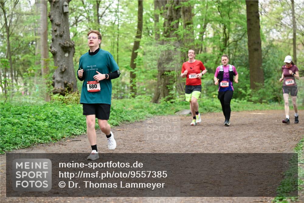 19.04.2026 - Hammer Lauf Dr. Thomas Lammeyer http://msf.ph/oto/9557385 19.04.2026 12:41:08 Laufen 680, 201, 202, 444 meine-sportfotos.de