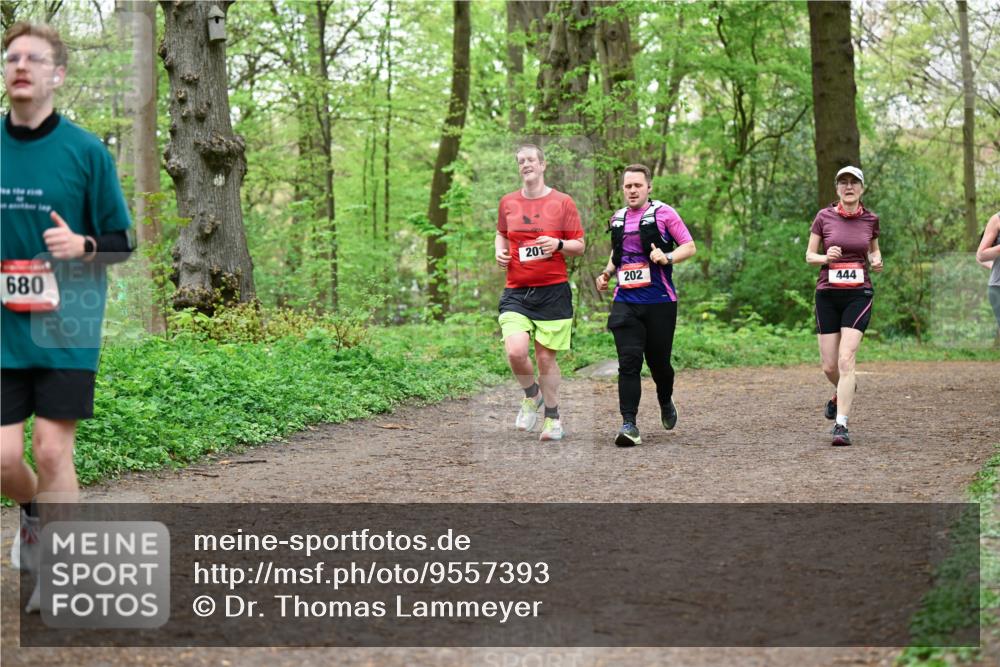 19.04.2026 - Hammer Lauf Dr. Thomas Lammeyer http://msf.ph/oto/9557393 19.04.2026 12:41:10 Laufen 680, 201, 202, 444 meine-sportfotos.de