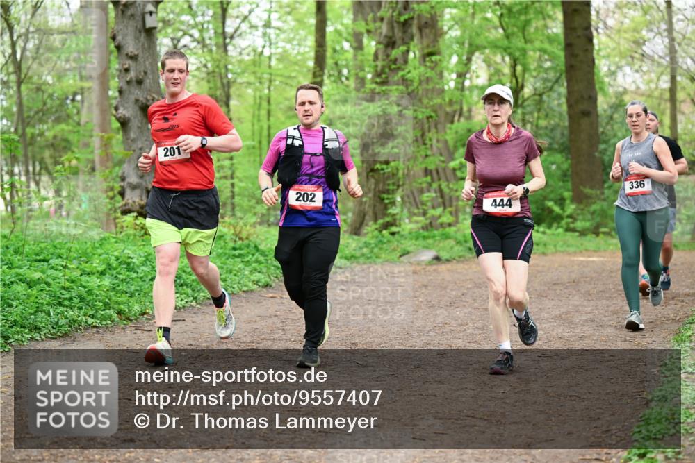 19.04.2026 - Hammer Lauf Dr. Thomas Lammeyer http://msf.ph/oto/9557407 19.04.2026 12:41:11 Laufen 2015, 201, 202, 444, 336 meine-sportfotos.de