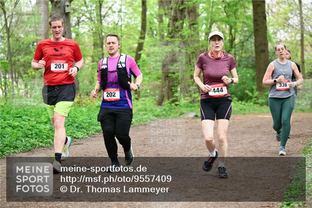 19.04.2026 - Hammer Lauf Dr. Thomas Lammeyer http://msf.ph/oto/9557409 19.04.2026 12:41:12 Laufen 2015, 201, 202, 444, 336 meine-sportfotos.de